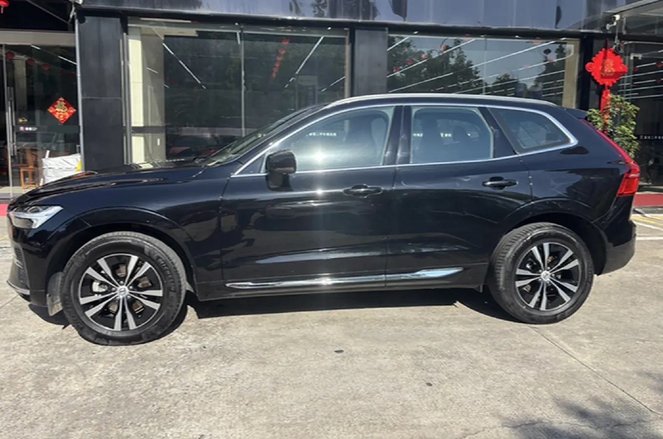 2024 Volvo XC60 2.0T 250HP L4 8AT,autocango,china used car exporter,china ev exporter,chinese used car exporter,chinese used ev exporter