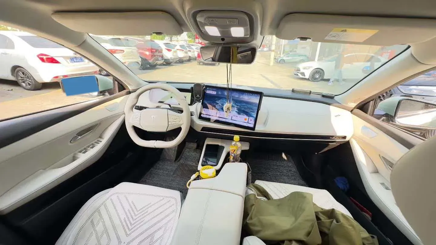 2022 DongFeng Forthing LingZhi EV BEV 68.4KWH,autocango,china used car exporter,china ev exporter,chinese used car exporter,chinese used ev exporter