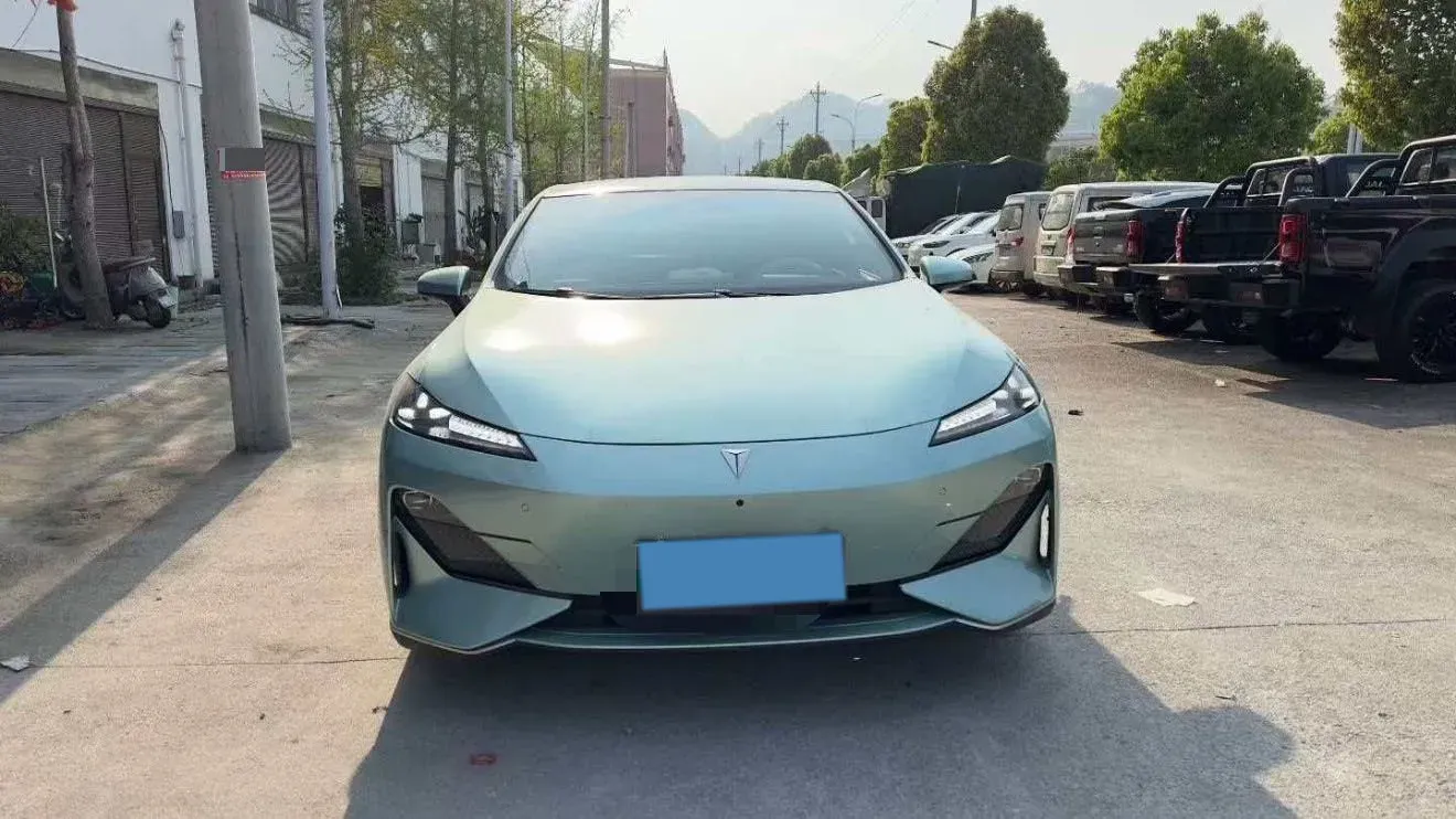 2022 DongFeng Forthing LingZhi EV BEV 68.4KWH,autocango,china used car exporter,china ev exporter,chinese used car exporter,chinese used ev exporter