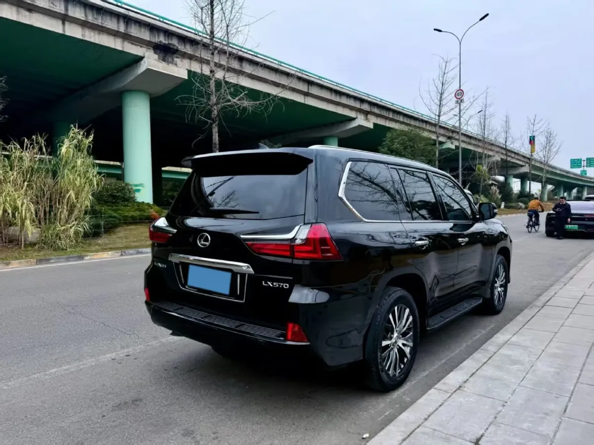 2019 Lexus LX 5.7L 367HP V8 8AT,autocango,china used car exporter,china ev exporter,chinese used car exporter,chinese used ev exporter