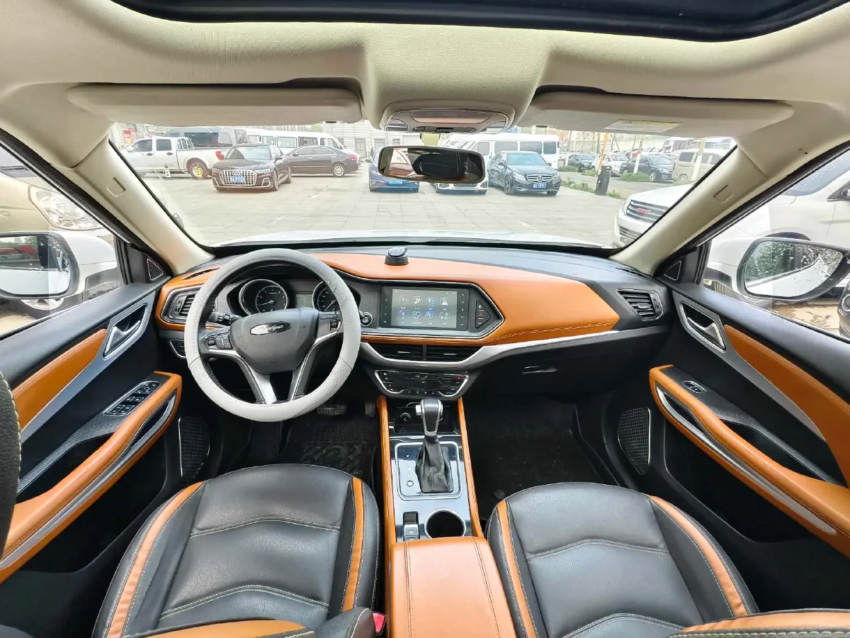 2017 Zotye T300 1.5T 144HP L4 CVT,autocango,china used car exporter,china ev exporter,chinese used car exporter,chinese used ev exporter