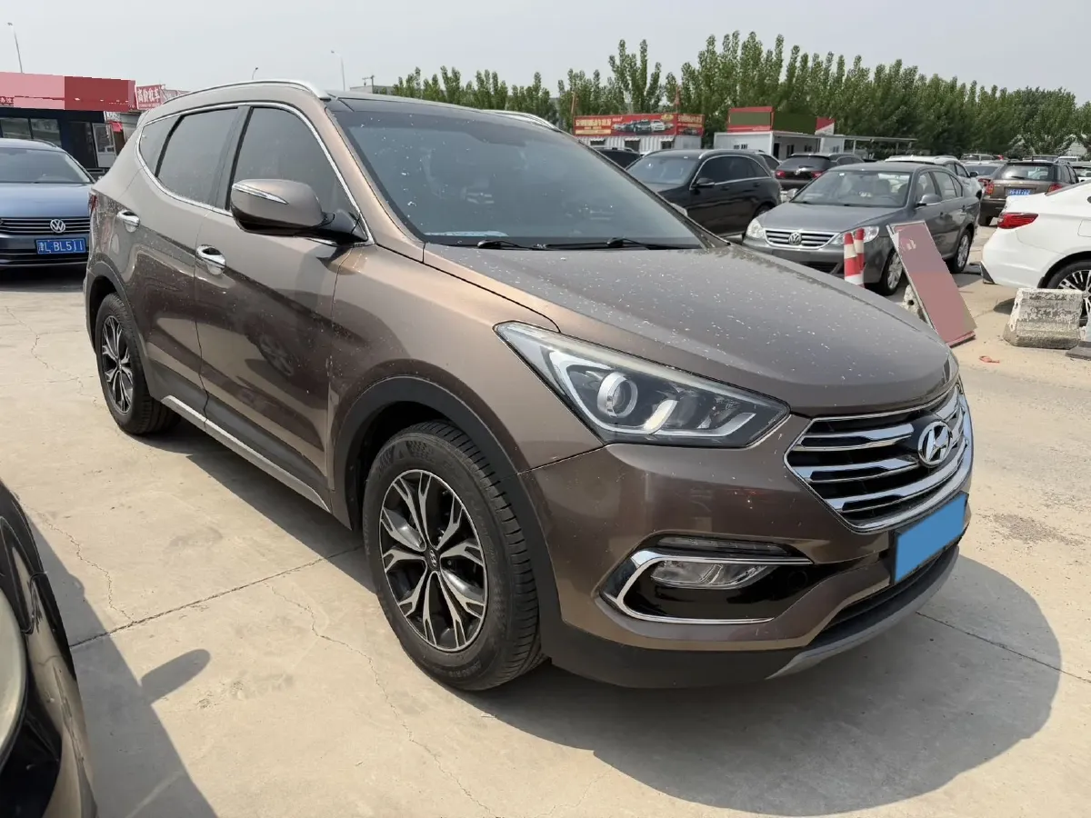 2017 Hyundai Santafe 2.0T 245HP L4 6AT,autocango,china used car exporter,china ev exporter,chinese used car exporter,chinese used ev exporter