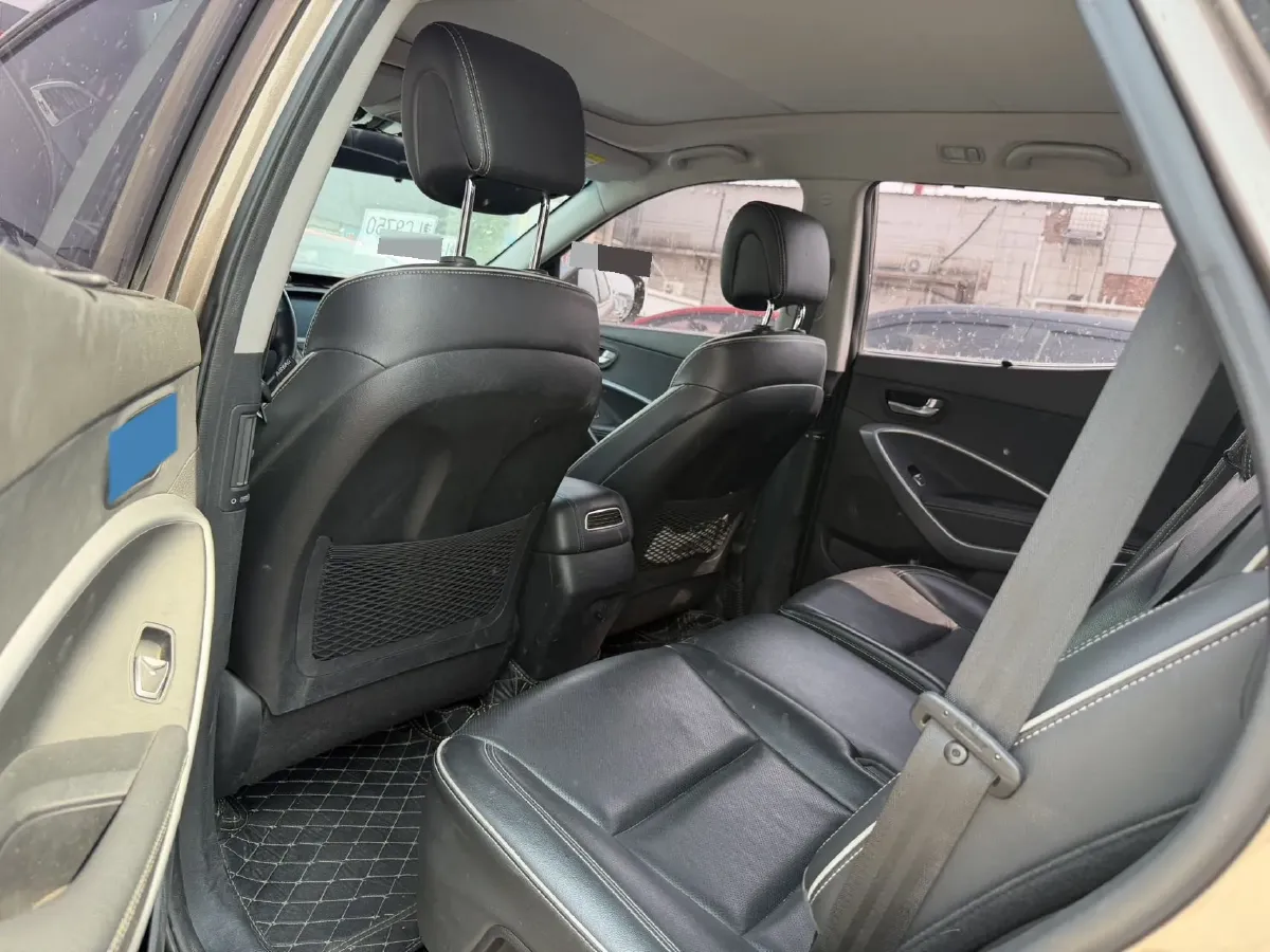 2017 Hyundai Santafe 2.0T 245HP L4 6AT,autocango,china used car exporter,china ev exporter,chinese used car exporter,chinese used ev exporter
