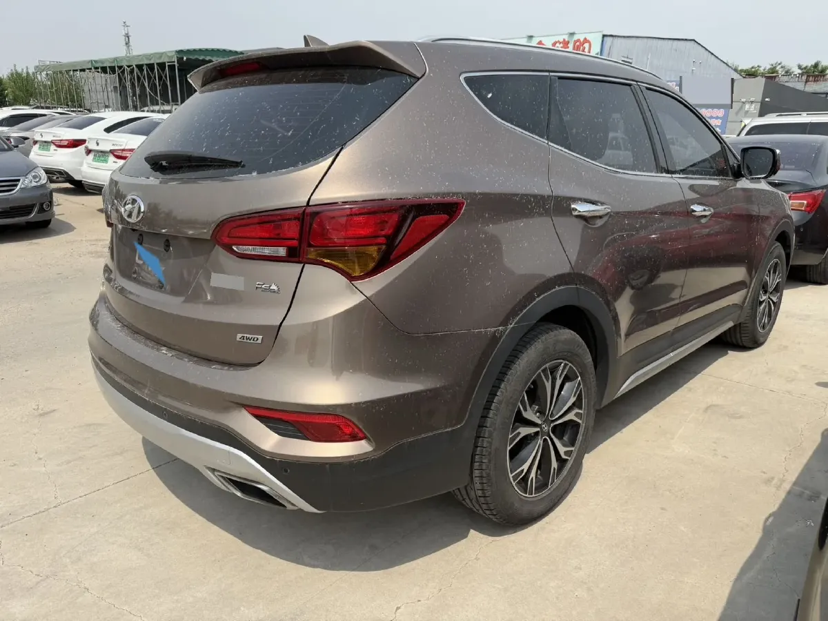 2017 Hyundai Santafe 2.0T 245HP L4 6AT,autocango,china used car exporter,china ev exporter,chinese used car exporter,chinese used ev exporter