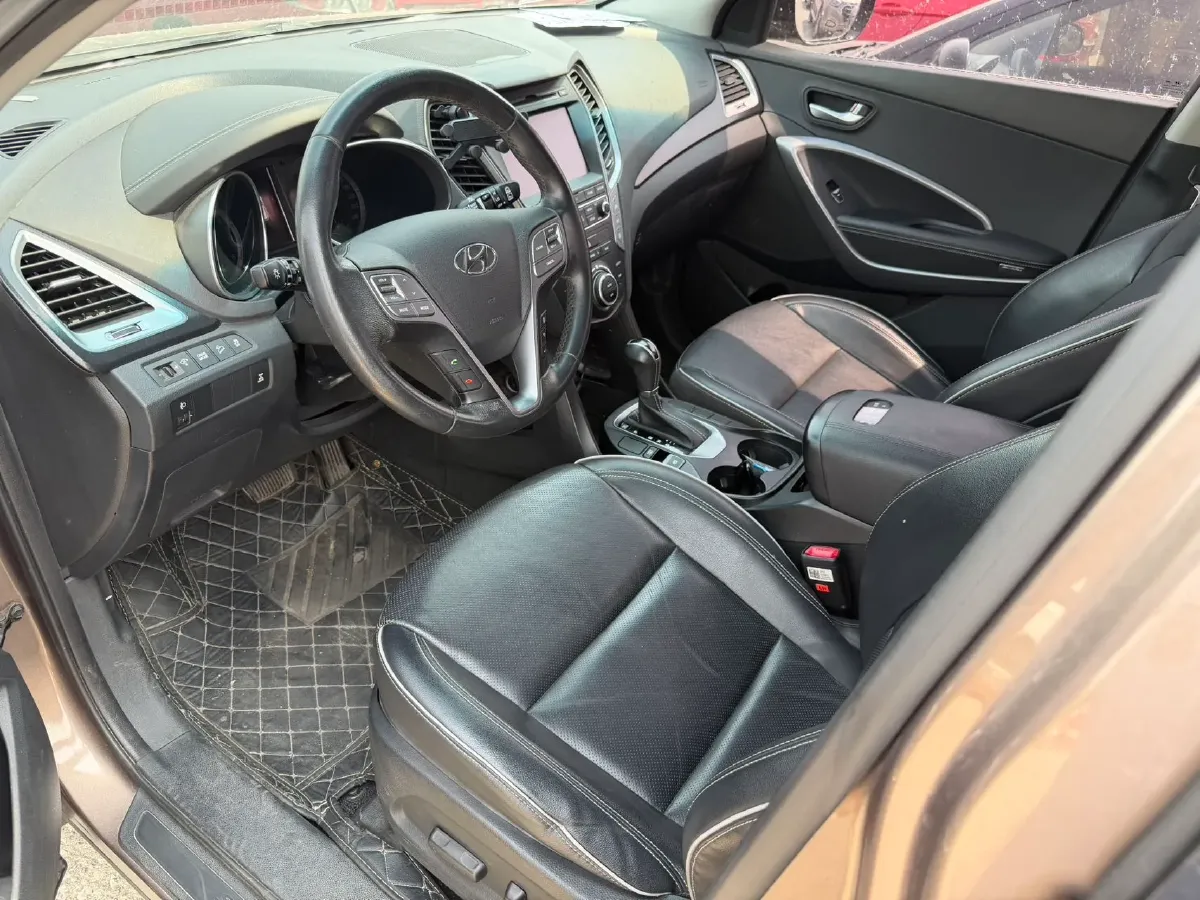 2017 Hyundai Santafe 2.0T 245HP L4 6AT,autocango,china used car exporter,china ev exporter,chinese used car exporter,chinese used ev exporter