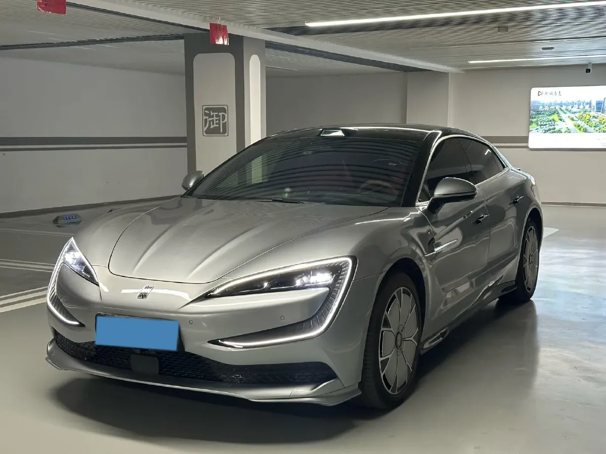 2025 YangWang U7 BEV 135.5KWH,autocango,china used car exporter,china ev exporter,chinese used car exporter,chinese used ev exporter