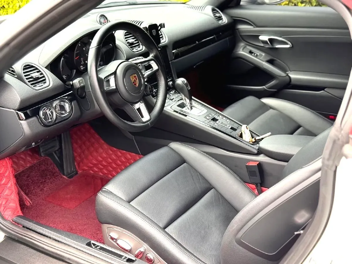 2019 Porsche 718 2.0T 300HP H4 7DCT,autocango,china used car exporter,china ev exporter,chinese used car exporter,chinese used ev exporter