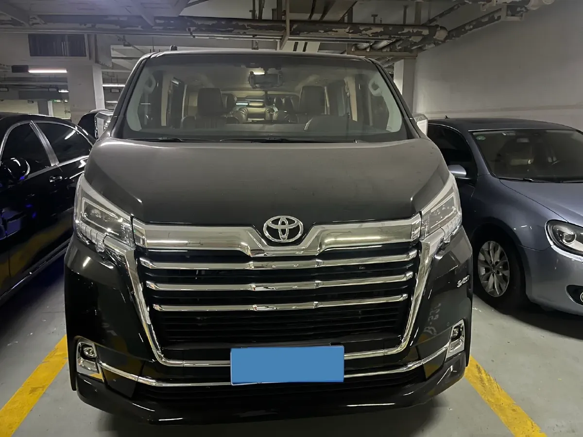 2020 Iveco OuSheng 3.0T 146HP L4 8AT,autocango,china used car exporter,china ev exporter,chinese used car exporter,chinese used ev exporter