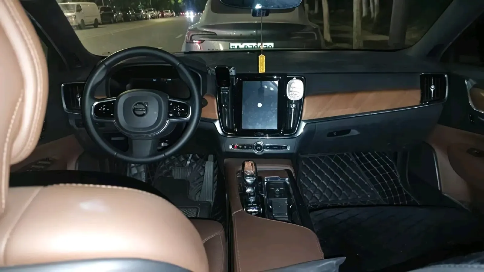 2021 Volvo S90 2.0T 250HP L4 8AT,autocango,china used car exporter,china ev exporter,chinese used car exporter,chinese used ev exporter