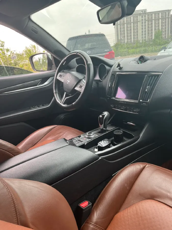 2018 Maserati Levante 3.0T 350HP V6 8AT,autocango,china used car exporter,china ev exporter,chinese used car exporter,chinese used ev exporter