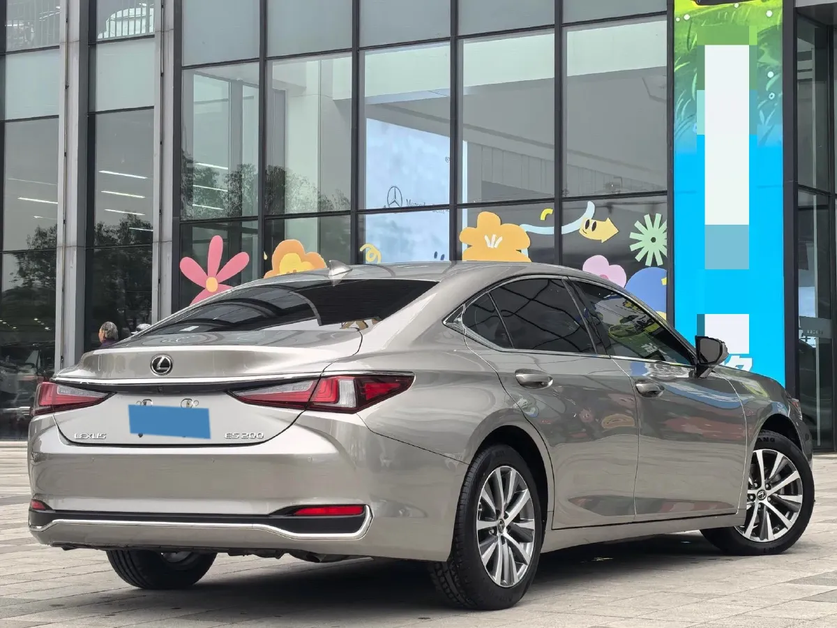 2020 Lexus ES 2.0L 173HP L4 CVT,autocango,china used car exporter,china ev exporter,chinese used car exporter,chinese used ev exporter