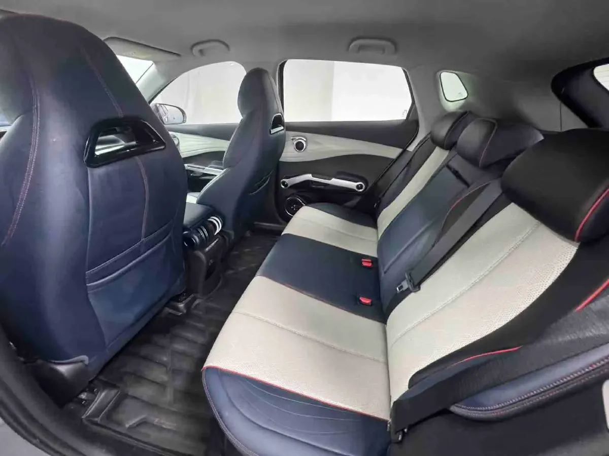 2022 Hycan Z03 BEV 64.23KWH,autocango,china used car exporter,china ev exporter,chinese used car exporter,chinese used ev exporter