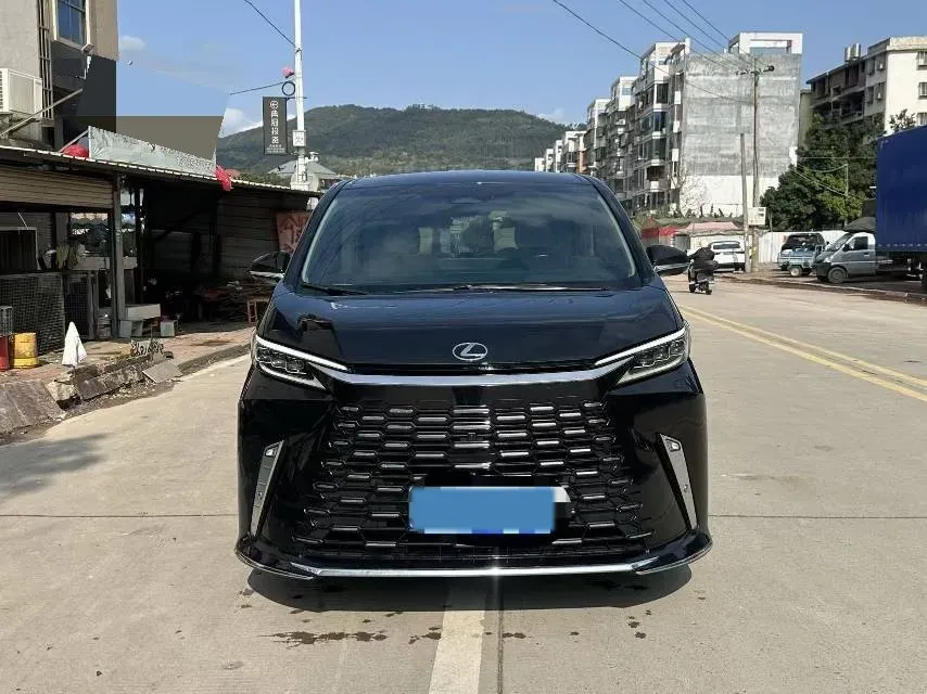 2023 Lexus LM 2.5L 190HP L4 E-CVT Hybrid,autocango,china used car exporter,china ev exporter,chinese used car exporter,chinese used ev exporter