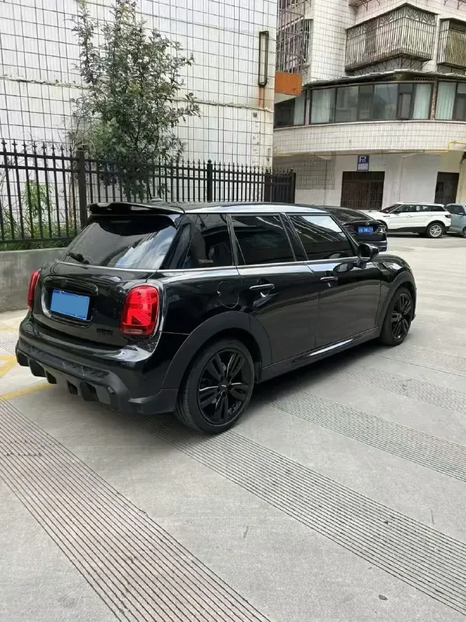 2022 MINI MINI 1.5T 136HP L3 7DCT,autocango,china used car exporter,china ev exporter,chinese used car exporter,chinese used ev exporter