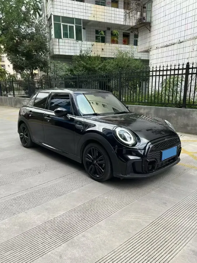 2022 MINI MINI 1.5T 136HP L3 7DCT,autocango,china used car exporter,china ev exporter,chinese used car exporter,chinese used ev exporter