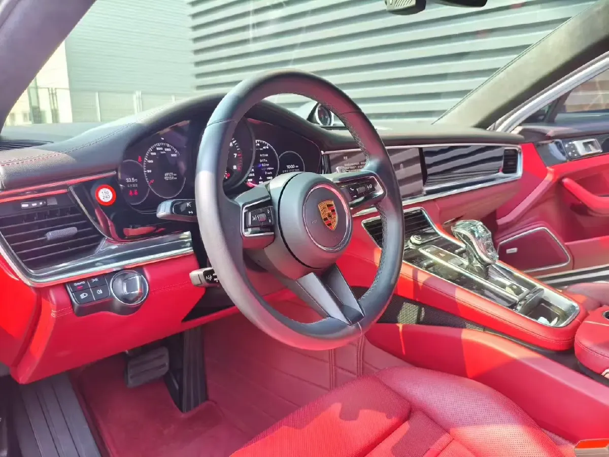 2021 Porsche Panamera 2.9T 330HP V6 8DCT,autocango,china used car exporter,china ev exporter,chinese used car exporter,chinese used ev exporter