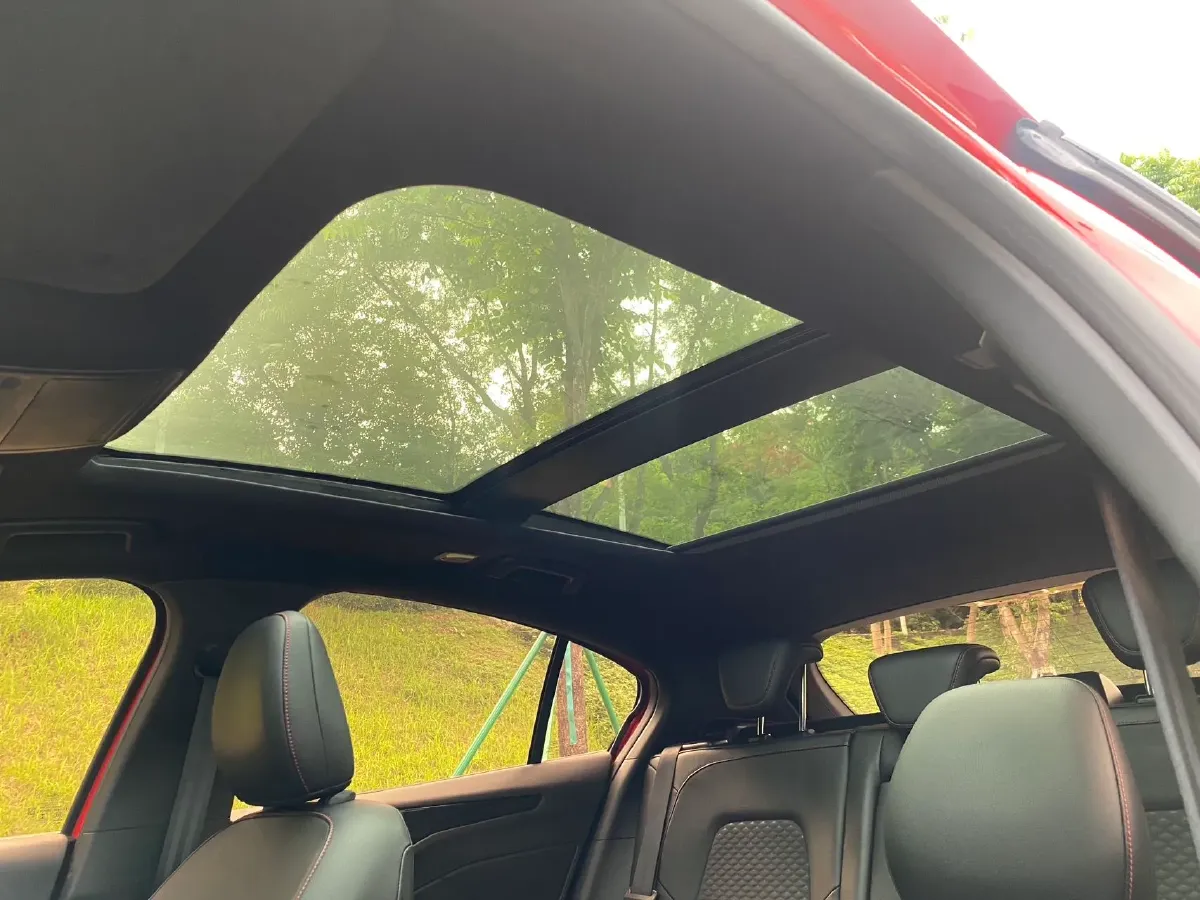 2020 Ford Focus 1.5T 174HP L3 8AT,autocango,china used car exporter,china ev exporter,chinese used car exporter,chinese used ev exporter