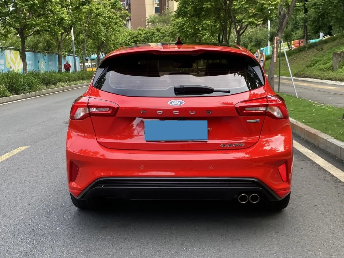 2020 Ford Focus 1.5T 174HP L3 8AT,autocango,china used car exporter,china ev exporter,chinese used car exporter,chinese used ev exporter