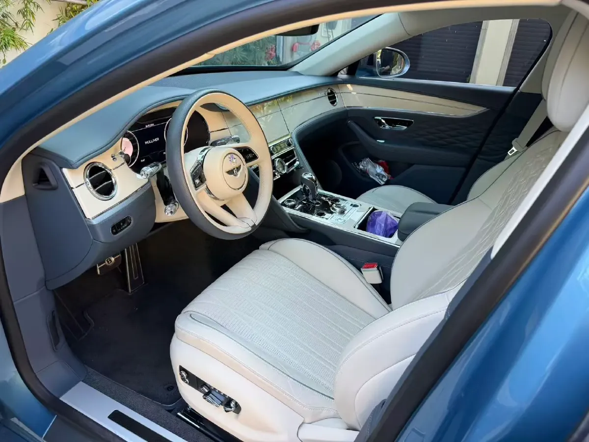 2022 Bentley Flying Spur 4.0T 550HP V8 8DCT,autocango,china used car exporter,china ev exporter,chinese used car exporter,chinese used ev exporter