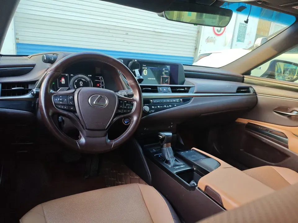 2020 Lexus ES 2.5L 178HP L4 E-CVT Hybrid,autocango,china used car exporter,china ev exporter,chinese used car exporter,chinese used ev exporter