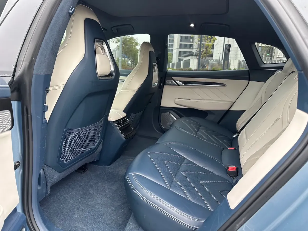 2021 Zeekr 001 BEV 100KWH,autocango,china used car exporter,china ev exporter,chinese used car exporter,chinese used ev exporter