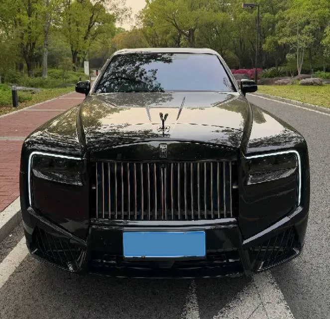 2018 Rolls-Royce Cullinan 6.7T 571HP V12 8AT,autocango,china used car exporter,china ev exporter,chinese used car exporter,chinese used ev exporter