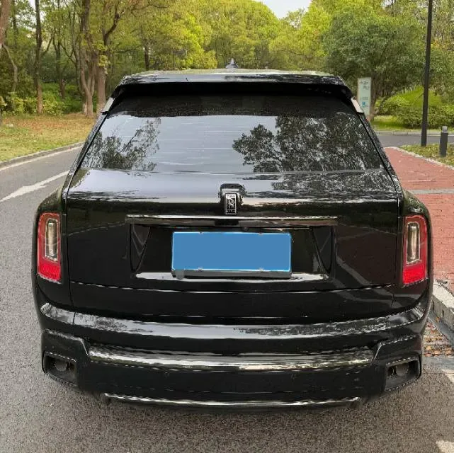 2018 Rolls-Royce Cullinan 6.7T 571HP V12 8AT,autocango,china used car exporter,china ev exporter,chinese used car exporter,chinese used ev exporter