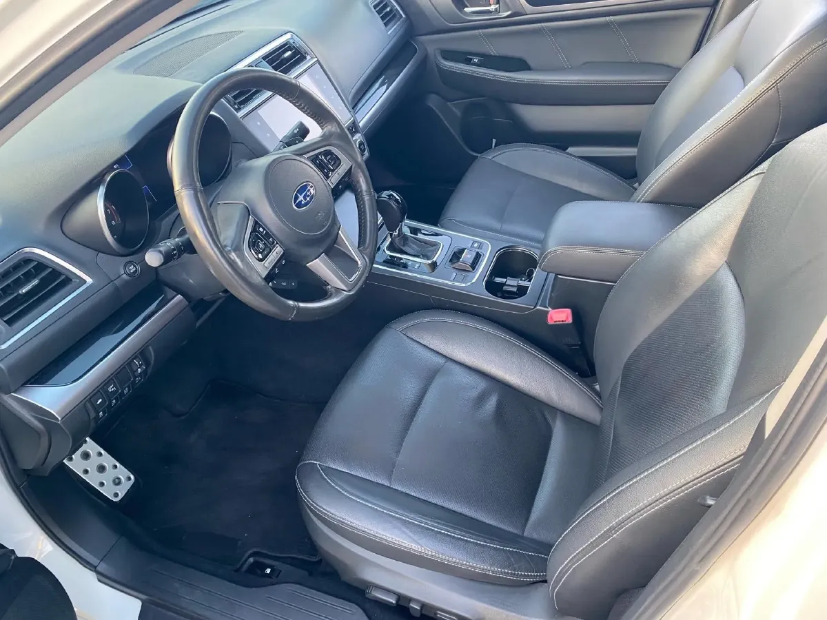 2017 Subaru Legacy 2.5L 175HP H4 CVT,autocango,china used car exporter,china ev exporter,chinese used car exporter,chinese used ev exporter