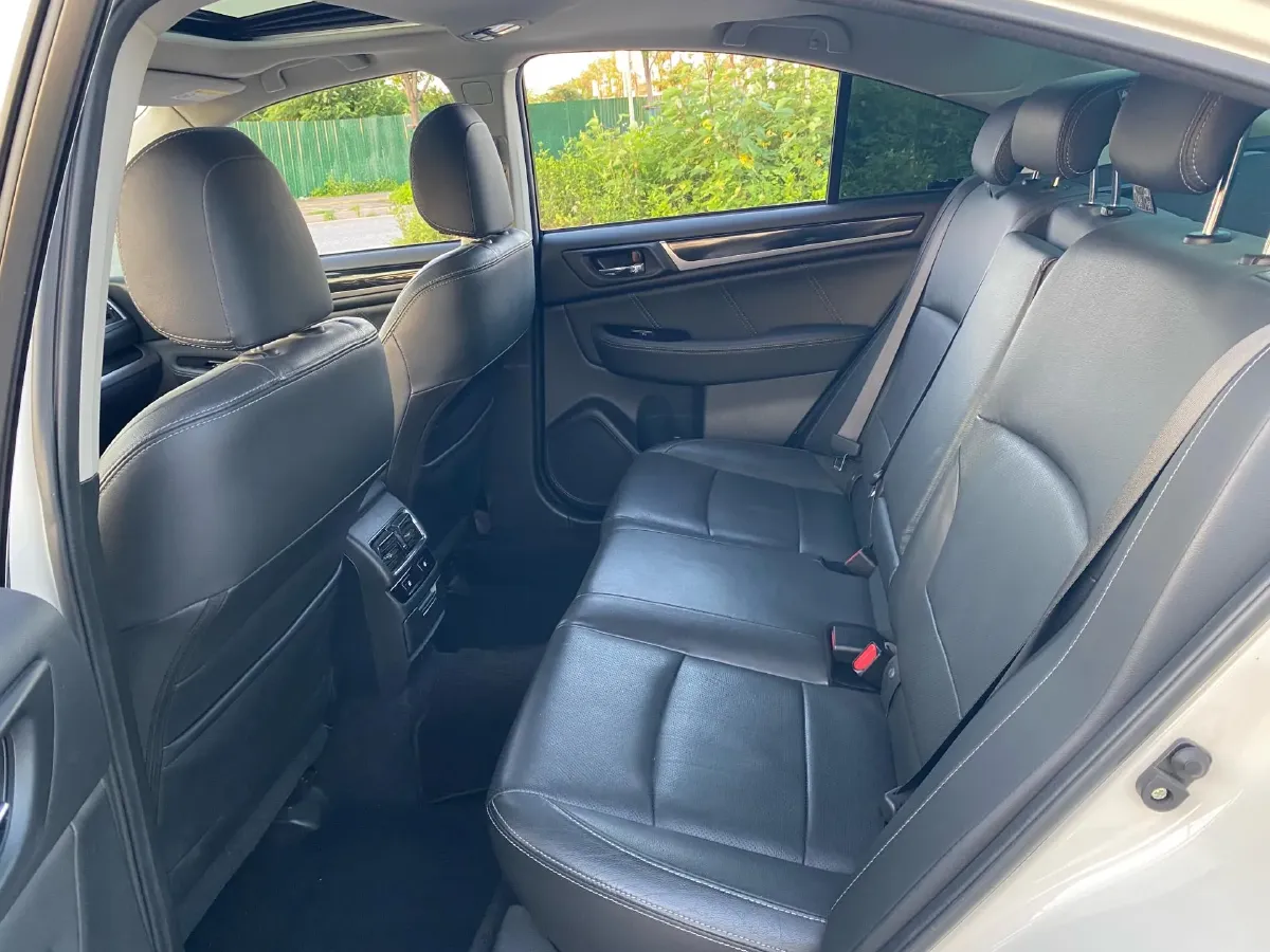 2017 Subaru Legacy 2.5L 175HP H4 CVT,autocango,china used car exporter,china ev exporter,chinese used car exporter,chinese used ev exporter