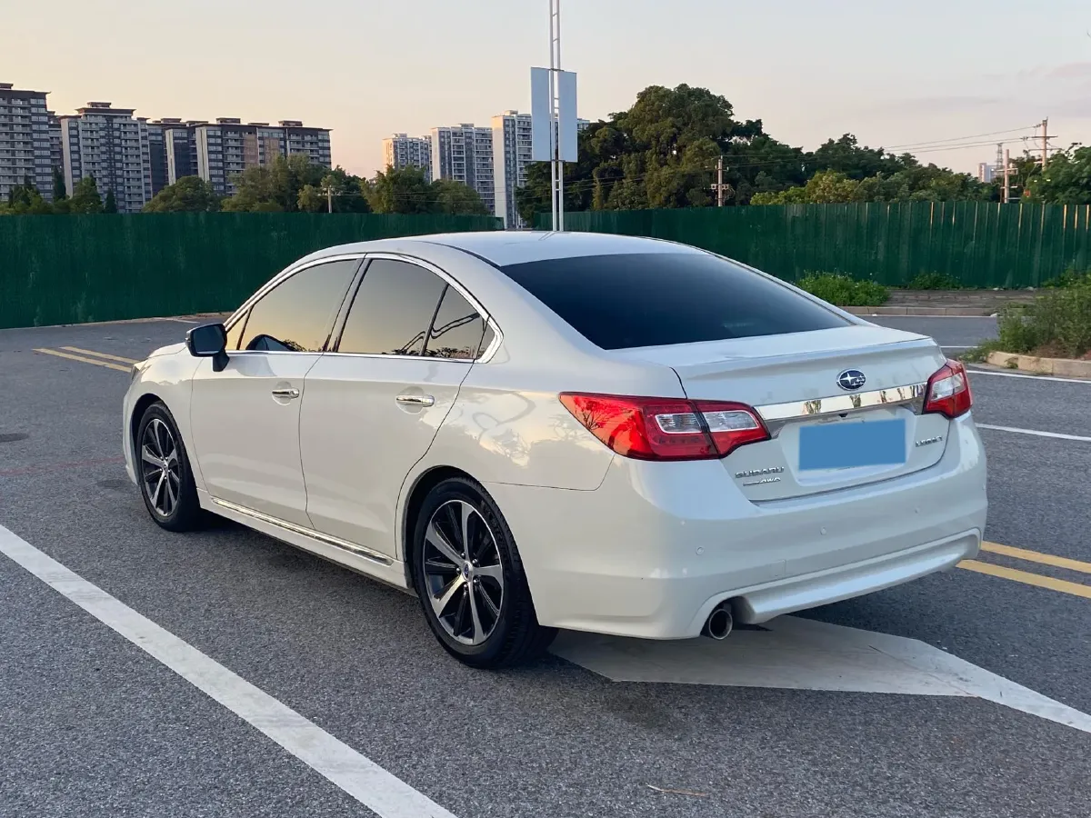2017 Subaru Legacy 2.5L 175HP H4 CVT,autocango,china used car exporter,china ev exporter,chinese used car exporter,chinese used ev exporter