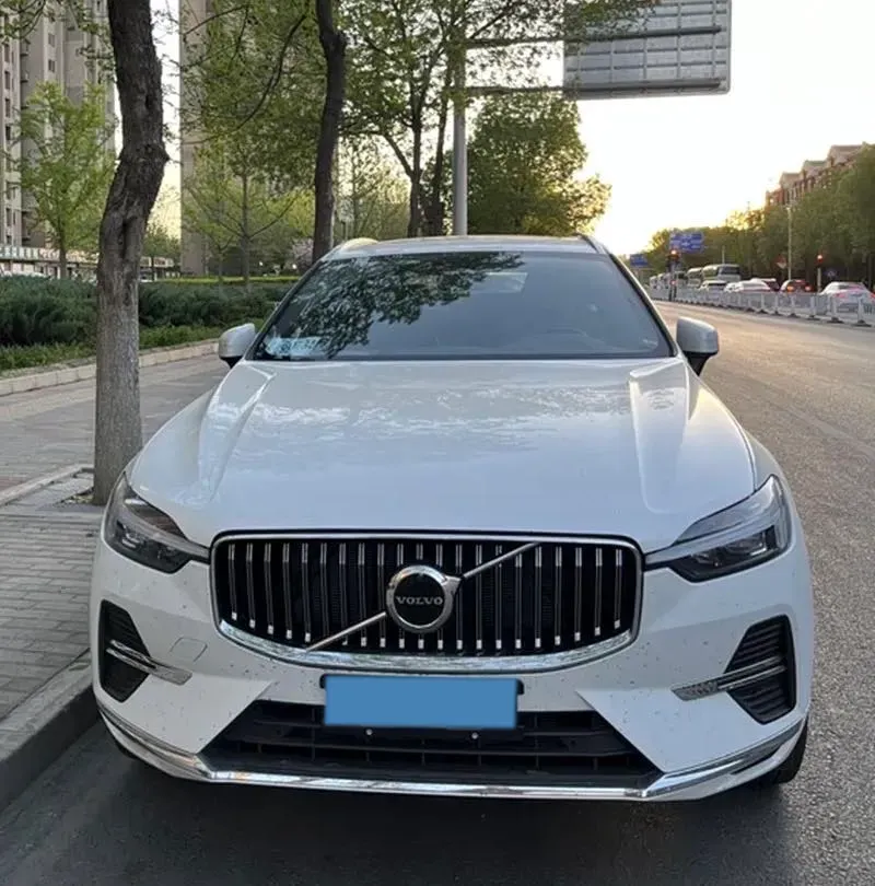 2024 Volvo XC60 2.0T 250HP L4 8AT,autocango,china used car exporter,china ev exporter,chinese used car exporter,chinese used ev exporter