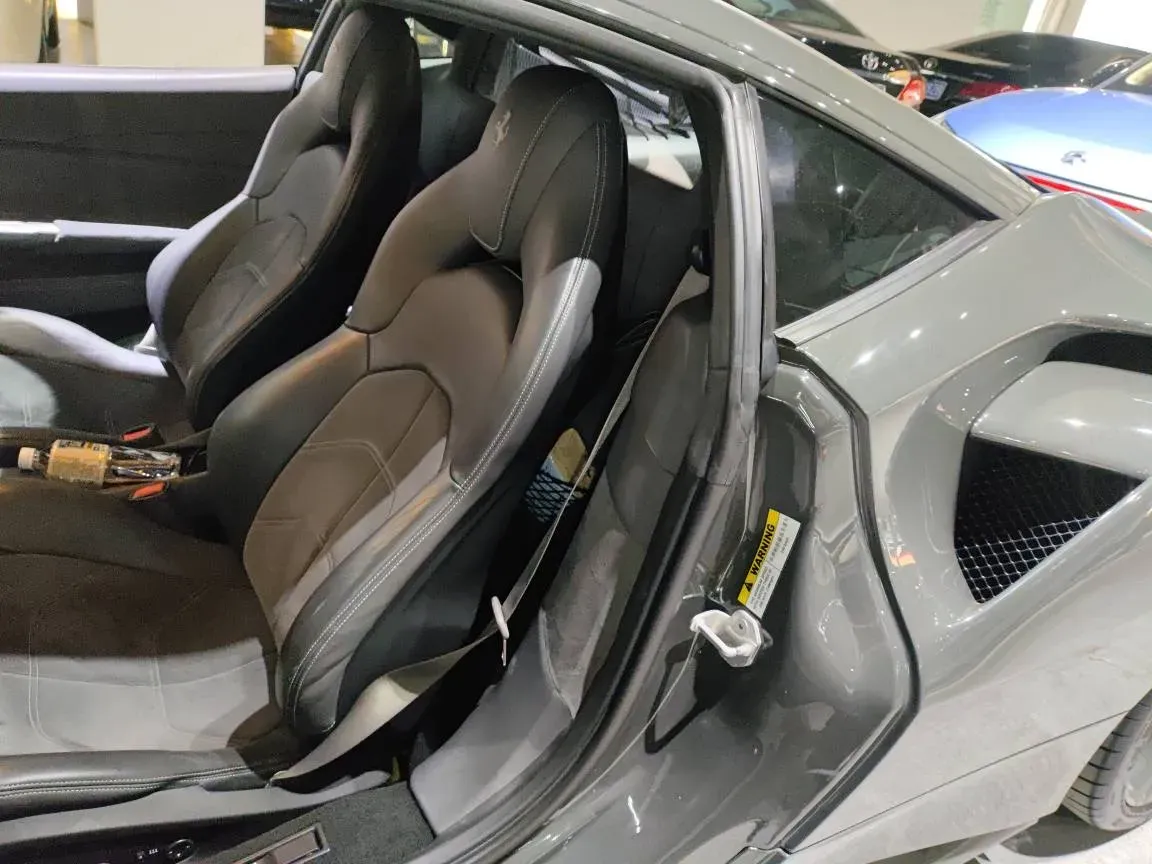2015 Ferrari 488 3.9T 670HP V8 7DCT,autocango,china used car exporter,china ev exporter,chinese used car exporter,chinese used ev exporter