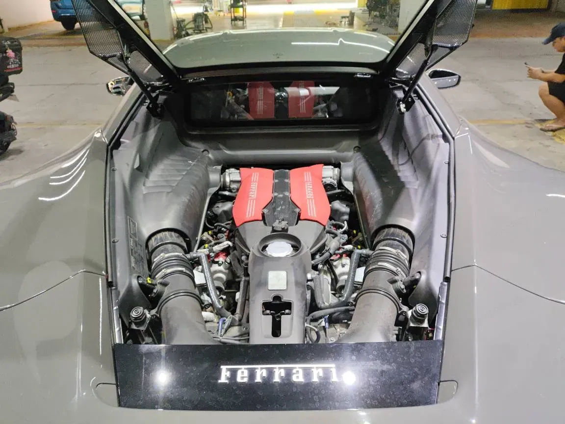 2015 Ferrari 488 3.9T 670HP V8 7DCT,autocango,china used car exporter,china ev exporter,chinese used car exporter,chinese used ev exporter