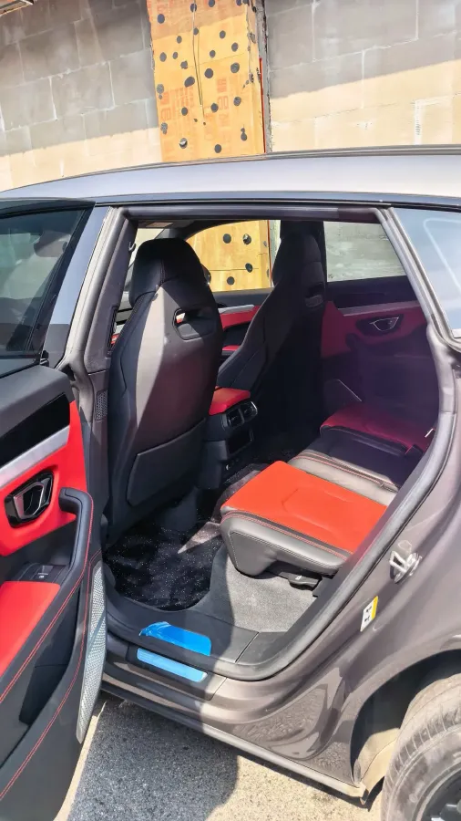 2021 Lamborghini Urus 4.0T 641HP V8 8AT,autocango,china used car exporter,china ev exporter,chinese used car exporter,chinese used ev exporter