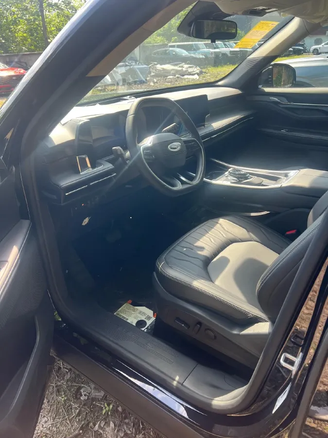 2026 Ford Edge 2.0T 252HP L4 8AT,autocango,china used car exporter,china ev exporter,chinese used car exporter,chinese used ev exporter