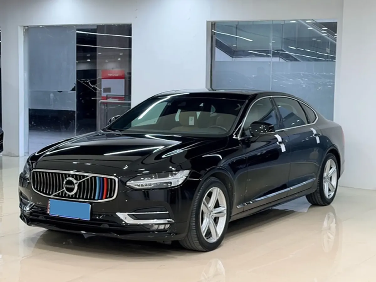 2020 Volvo S90 2.0T 254HP L4 8AT,autocango,china used car exporter,china ev exporter,chinese used car exporter,chinese used ev exporter