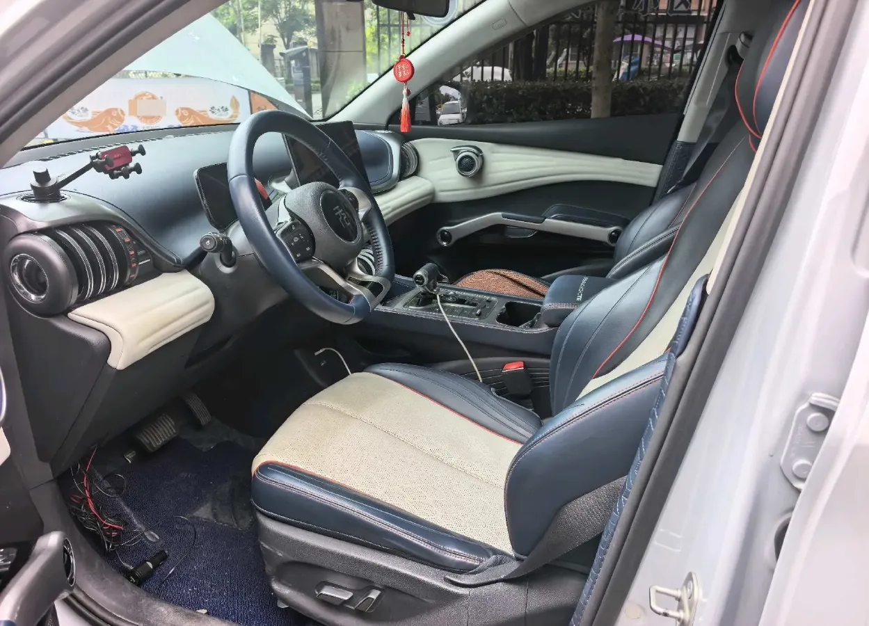 2022 Hycan Z03 BEV 64.23KWH,autocango,china used car exporter,china ev exporter,chinese used car exporter,chinese used ev exporter