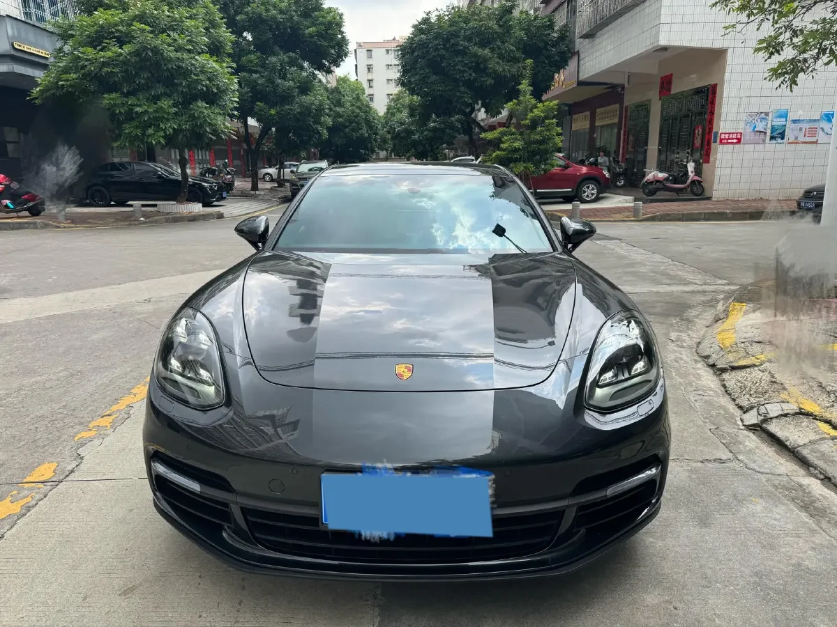 2019 Porsche Panamera 2.9T 330HP V6 8DCT,autocango,china used car exporter,china ev exporter,chinese used car exporter,chinese used ev exporter