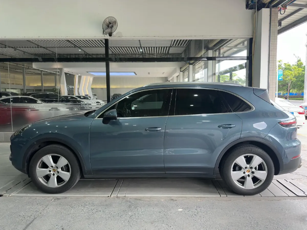 2019 Porsche Cayenne 3.0T 340HP V6 8AT,autocango,china used car exporter,china ev exporter,chinese used car exporter,chinese used ev exporter