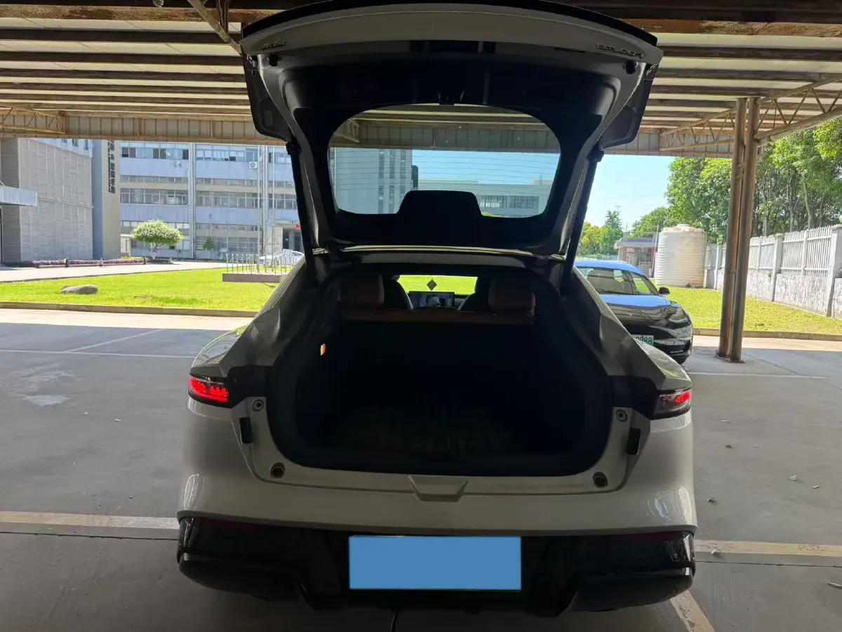 2024 DongFeng eπ eπ007 REEV 105HP REEV 28.4KWH,autocango,china used car exporter,china ev exporter,chinese used car exporter,chinese used ev exporter