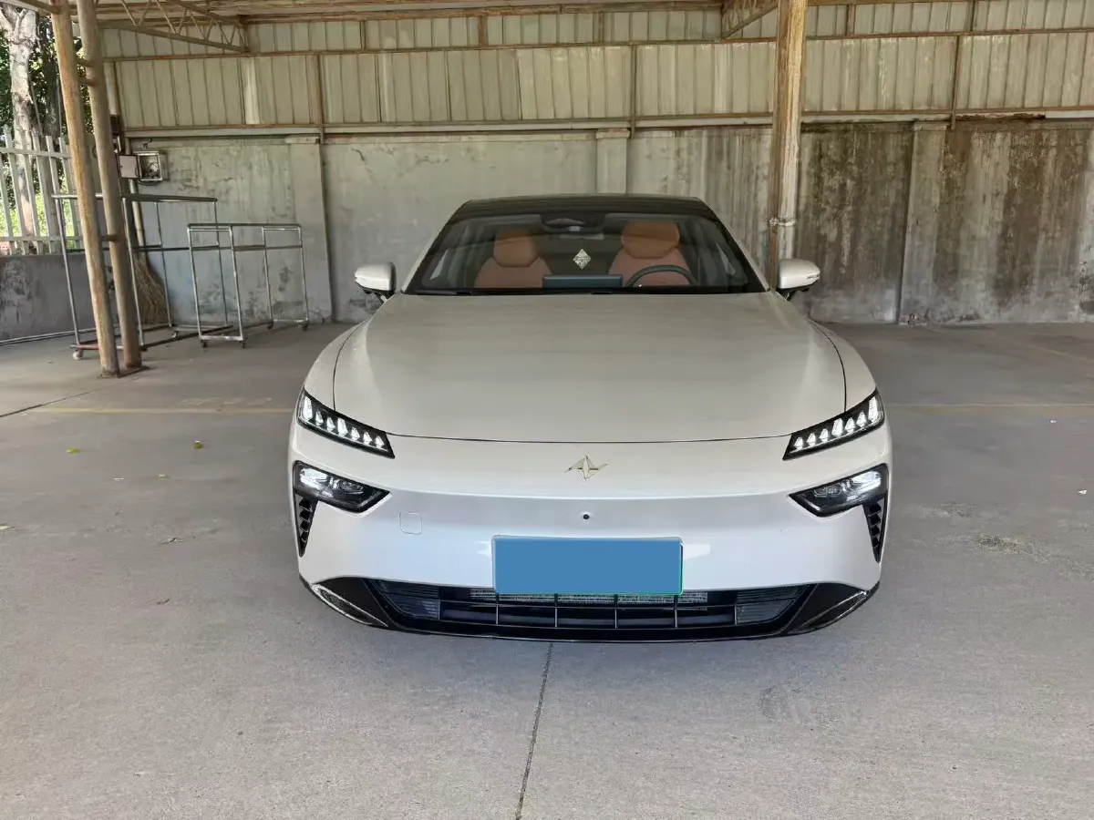 2024 DongFeng eπ eπ007 REEV 105HP REEV 28.4KWH,autocango,china used car exporter,china ev exporter,chinese used car exporter,chinese used ev exporter