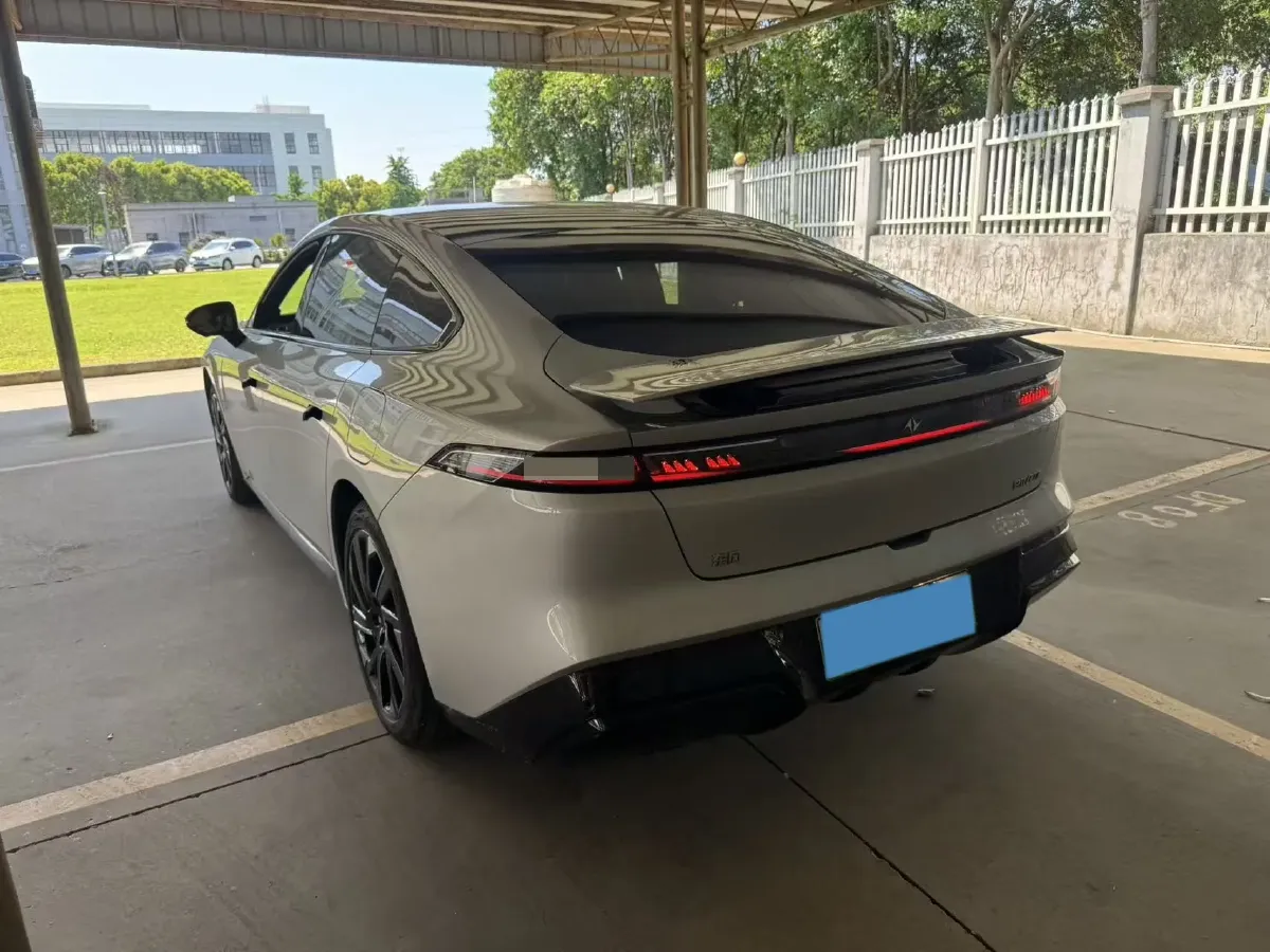 2024 DongFeng eπ eπ007 REEV 105HP REEV 28.4KWH,autocango,china used car exporter,china ev exporter,chinese used car exporter,chinese used ev exporter