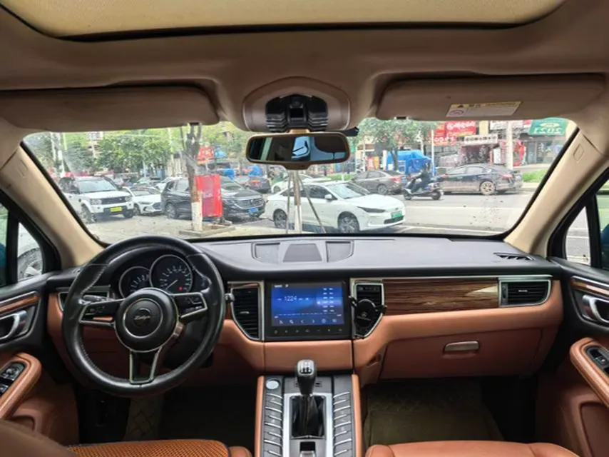 2017 Zotye SR9 2.0T 190HP L4 5MT,autocango,china used car exporter,china ev exporter,chinese used car exporter,chinese used ev exporter