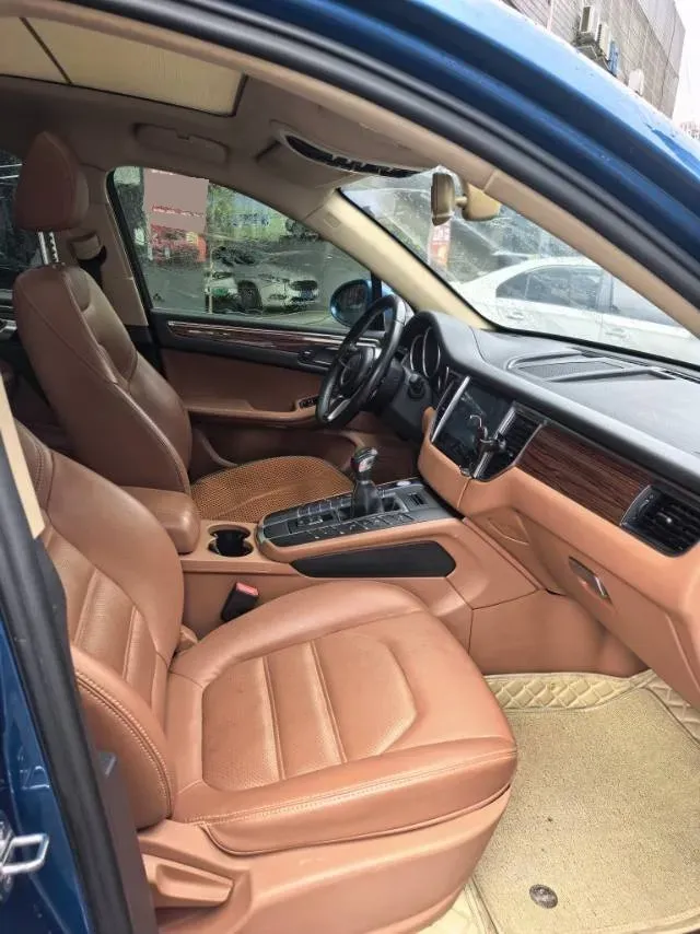 2017 Zotye SR9 2.0T 190HP L4 5MT,autocango,china used car exporter,china ev exporter,chinese used car exporter,chinese used ev exporter