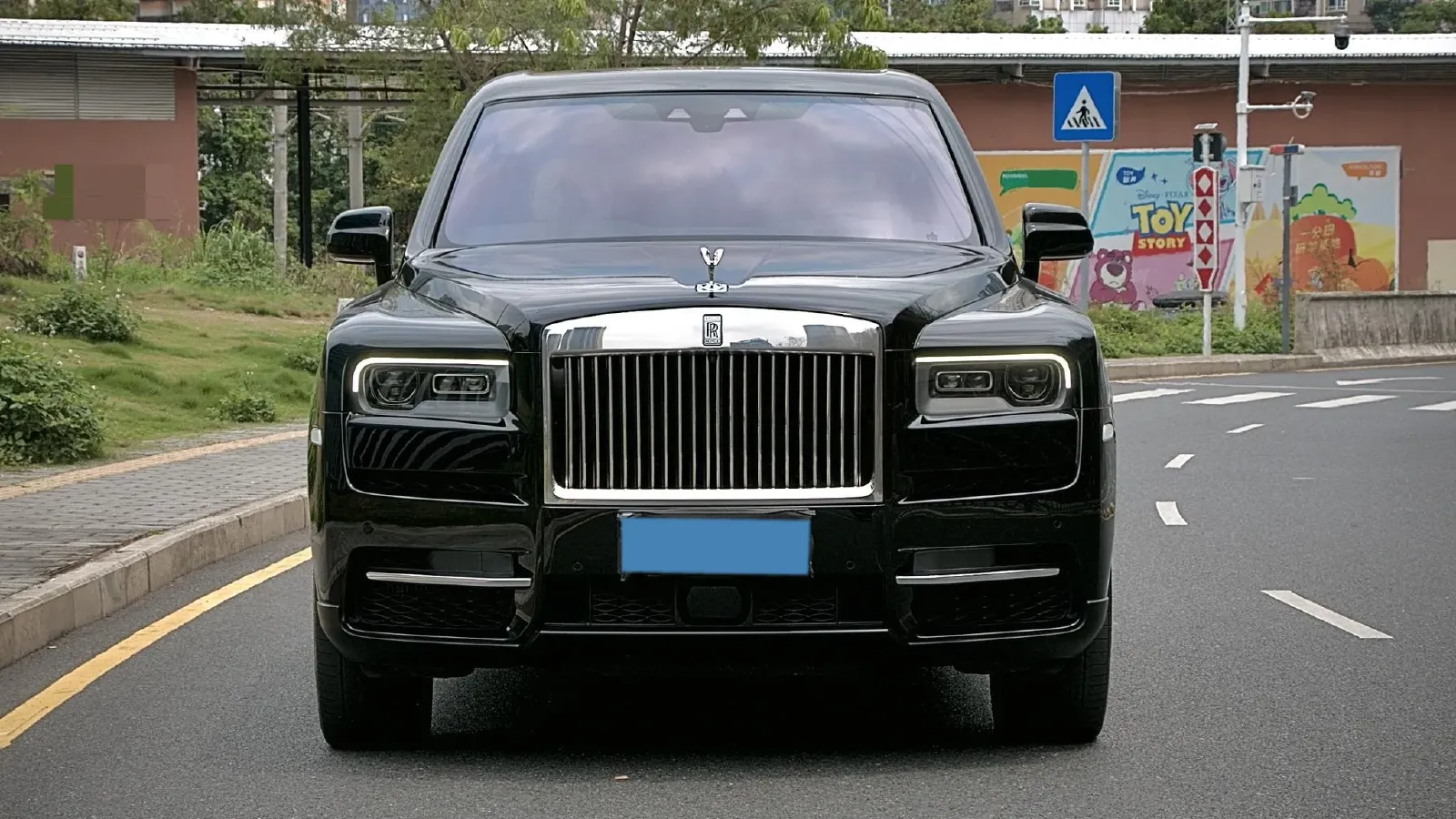 2024 Rolls-Royce Cullinan 6.7T 571HP V12 8AT,autocango,china used car exporter,china ev exporter,chinese used car exporter,chinese used ev exporter