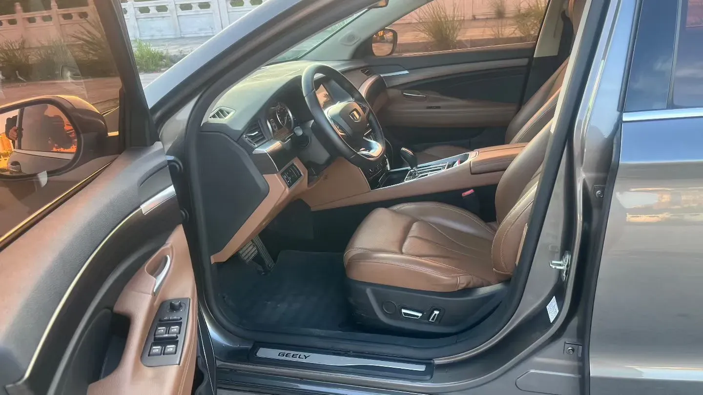 2016 Geely Emgrand GT 2.4L 162HP L4 6AT,autocango,china used car exporter,china ev exporter,chinese used car exporter,chinese used ev exporter