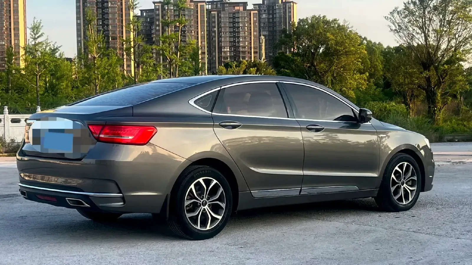 2016 Geely Emgrand GT 2.4L 162HP L4 6AT,autocango,china used car exporter,china ev exporter,chinese used car exporter,chinese used ev exporter