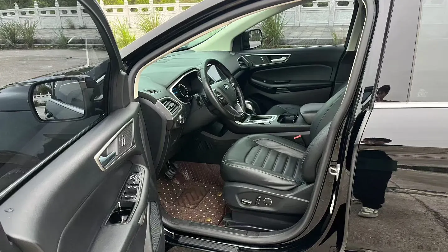 2018 Ford Edge 2.0T 245HP L4 6AT,autocango,china used car exporter,china ev exporter,chinese used car exporter,chinese used ev exporter