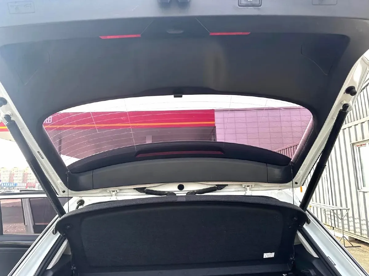 2021 Volkswagen T-Roc 1.4T 150HP L4 7DCT,autocango,china used car exporter,china ev exporter,chinese used car exporter,chinese used ev exporter