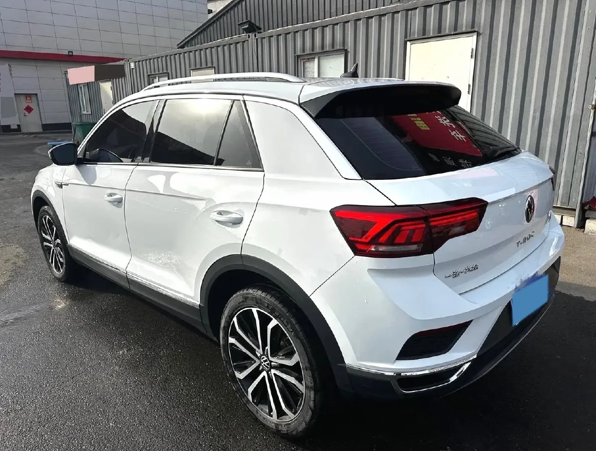 2021 Volkswagen T-Roc 1.4T 150HP L4 7DCT,autocango,china used car exporter,china ev exporter,chinese used car exporter,chinese used ev exporter